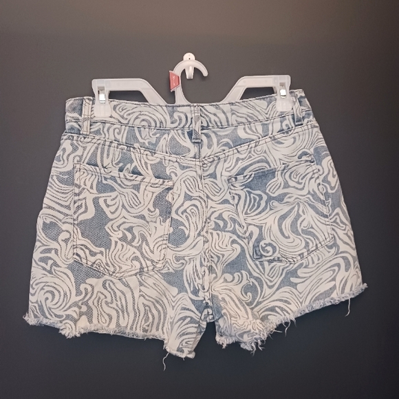 No Boundaries womens shorts size 9 - Picture 2 of 3